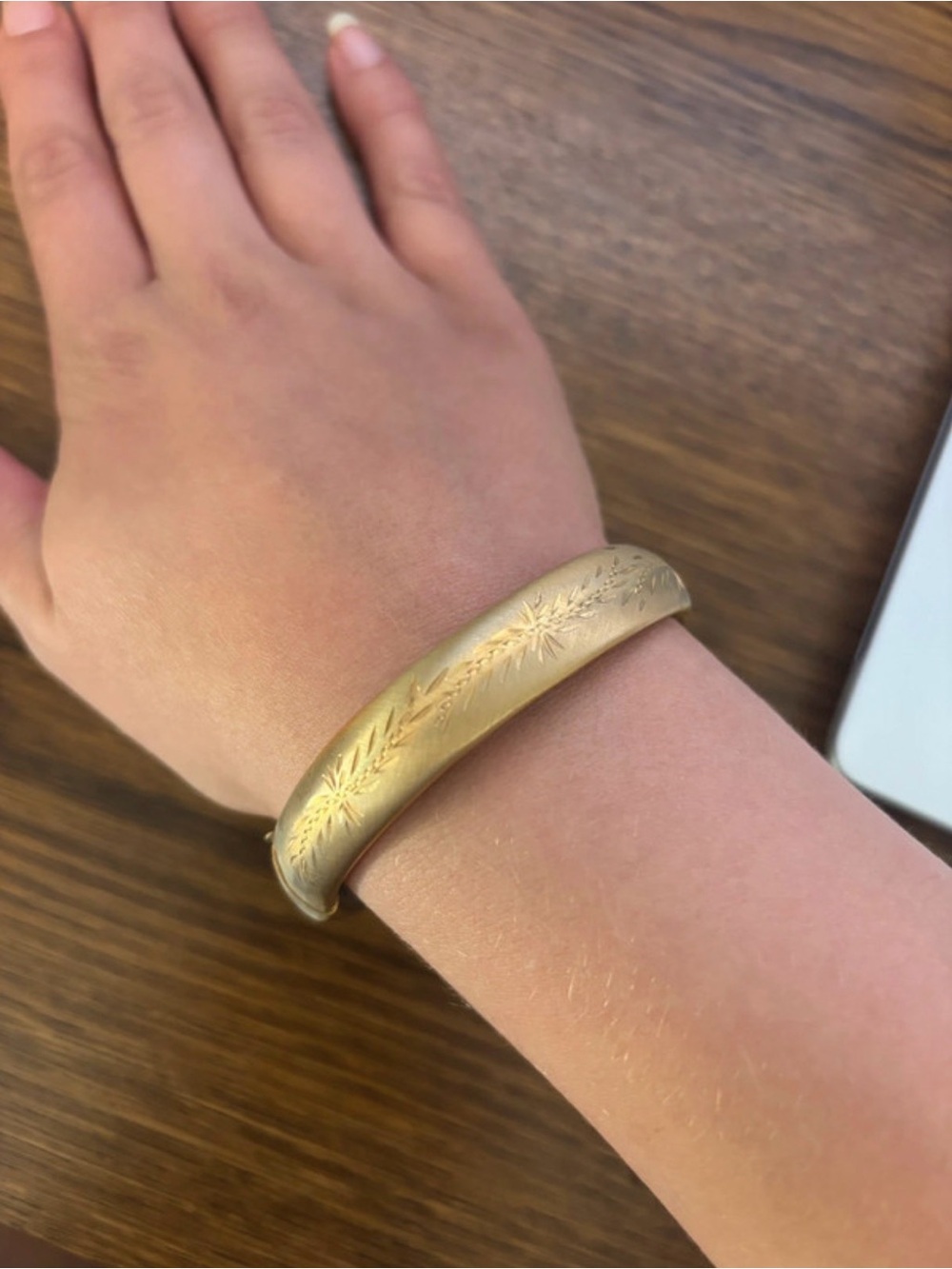 Classic Vintage Gold-Tone Floral Engraved Bangle Bracelet